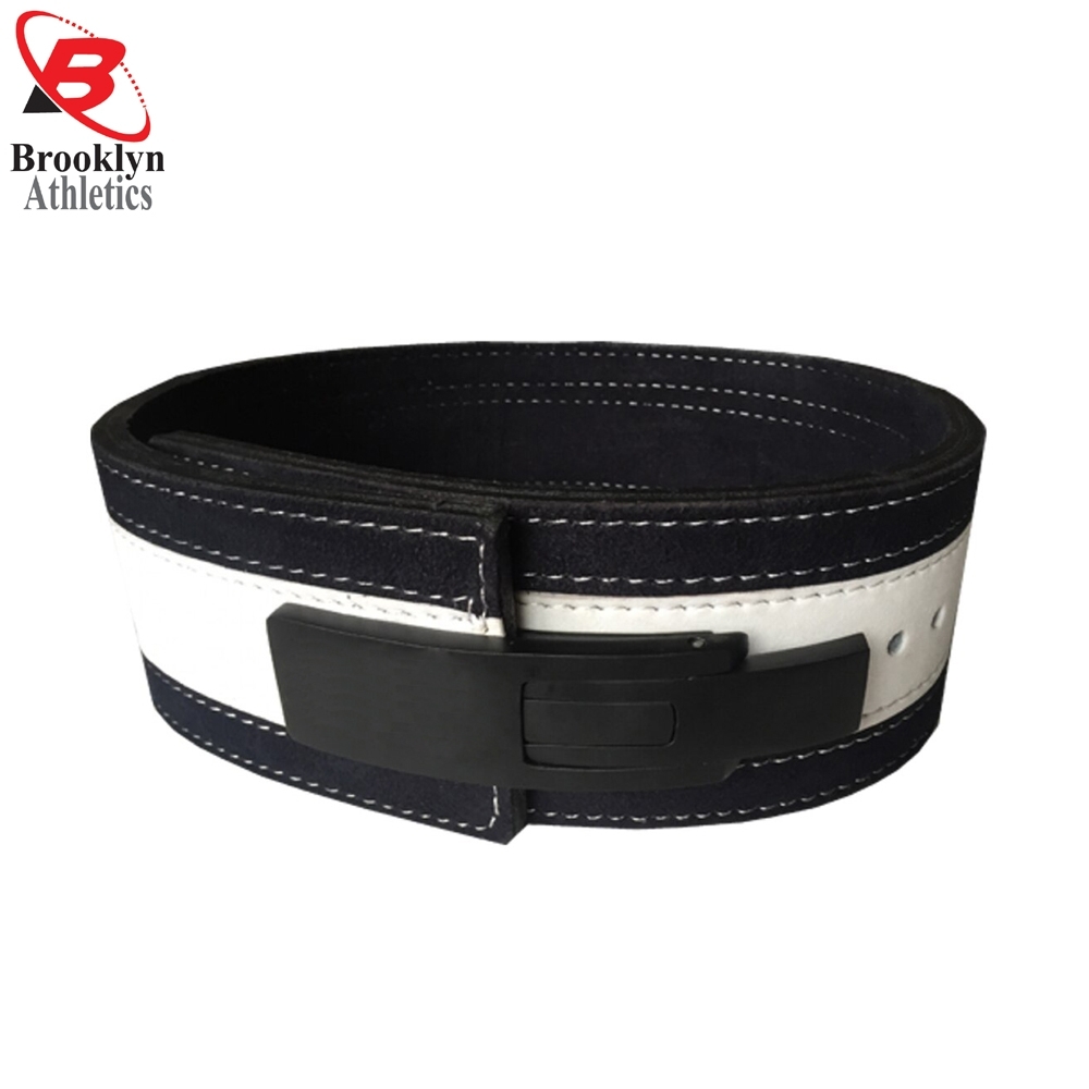 Lever powerlifting belt